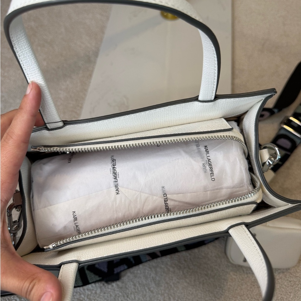NWT Karl Lagerfeld Paris Maybelle Crossbody Bag White Faux Leather Patch - Picture 7 of 11